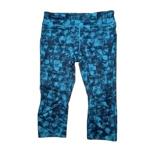 Danskin Dri-More Cropped Leggings